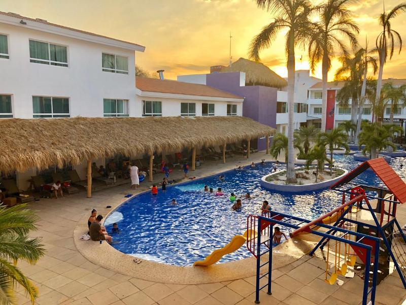 La Isla Huatulco Hotel Luaran gambar
